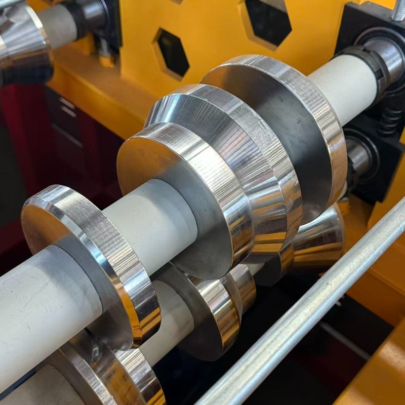 Minta Sebut Harga untuk Talian Cold Roll Forming: Ciri-ciri Utama Pembeli Mesti Semak