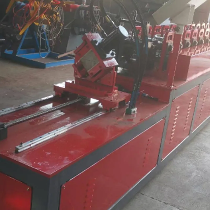 Pengiklanan keluli gusset plat roll cold mesin